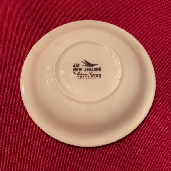 Vintage Air New Zealand Butter Dish - Picture 2 of 2